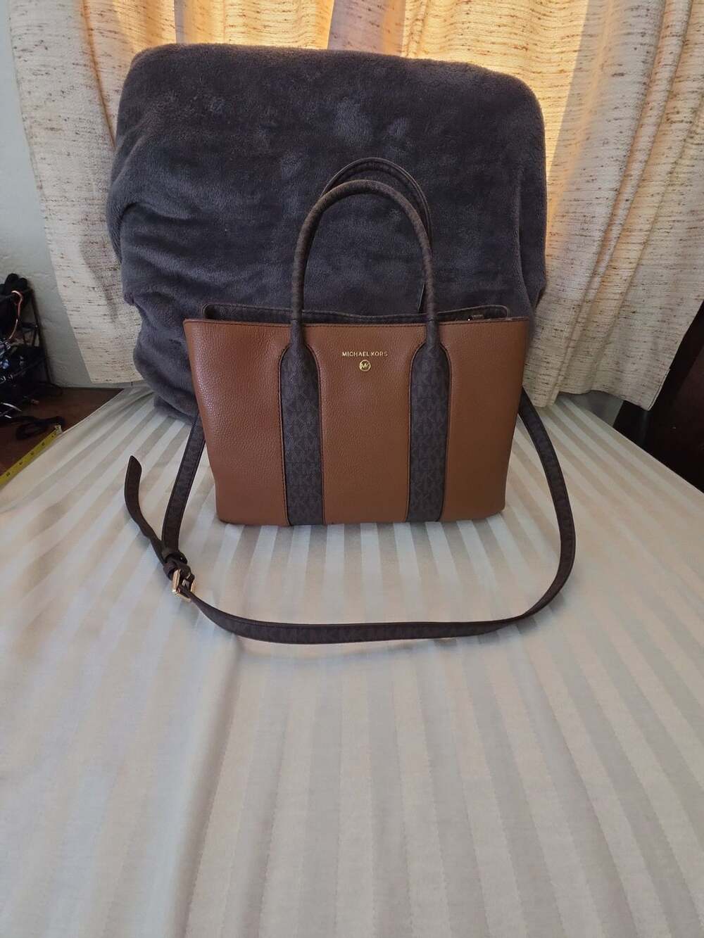 Michael Kors Austin Large Leather Tote Brown Logo